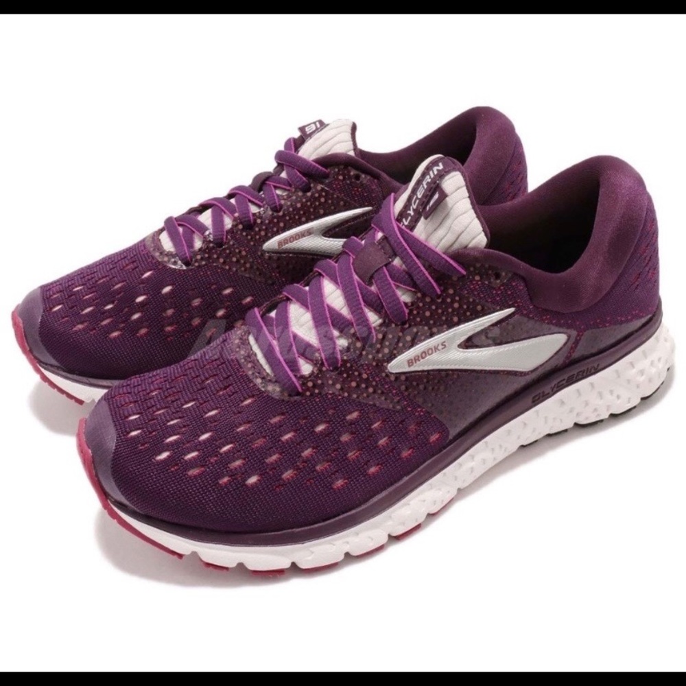 Brooks running shoe size 7